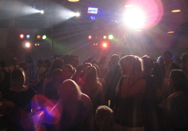 Niermann & Kelch Veranstaltungstechnik (DJ Mobildisco) - Partyservice - Rheda-Wiedenbrück