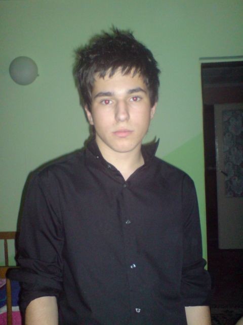 Junge sucht Rolle in einer Serie,Film u.s.w. - Casting - Leverkusen