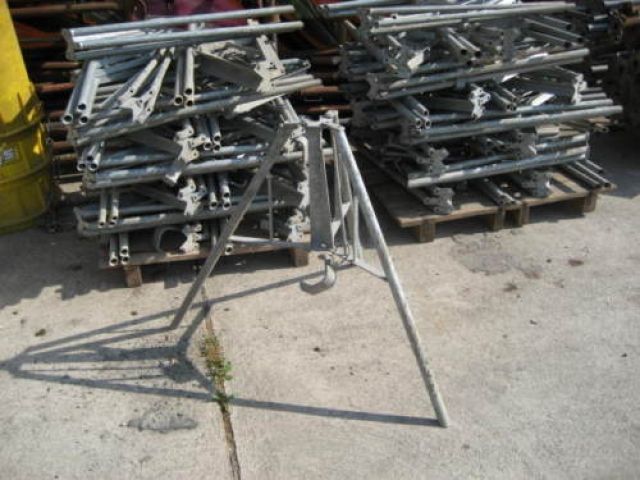 Biete: Stützenfuss, Doka Stützbein, Dreifussständer, Dreibein - Baugewerbe - Meyhen