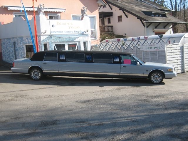 Stretchlimousinen-Service.de - Fahrdienst Chauffeur - Langerringen