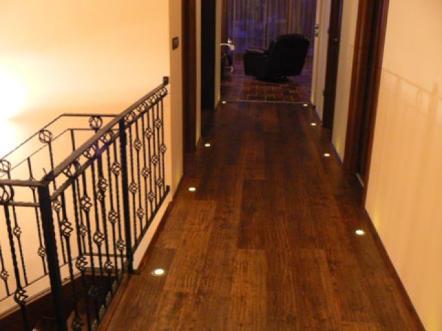 Firma Lukacs Bodenleger  - Baugewerbe - München