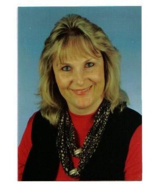 Übersetzungen deutsch-tschechisch-slowakisch preiswert - Uebersetzer Sprachen - Hattenhofen