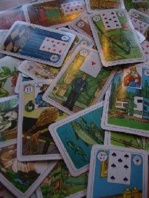 Kartenlegen und Traumdeutung - Esoterik Pendel Horoskop - München