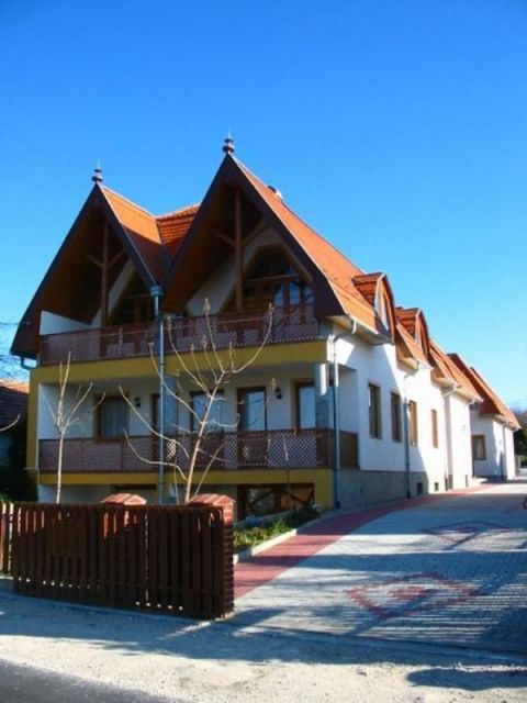 Appartemente in Ungarn am Plattensee zu vermieten - Reisen Urlaub - H-Balatongyörök