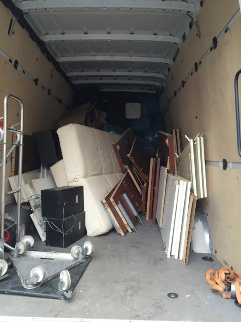 Möbel Entrümpelungen Berlin - Haushaltsaufloesungen - Berlin