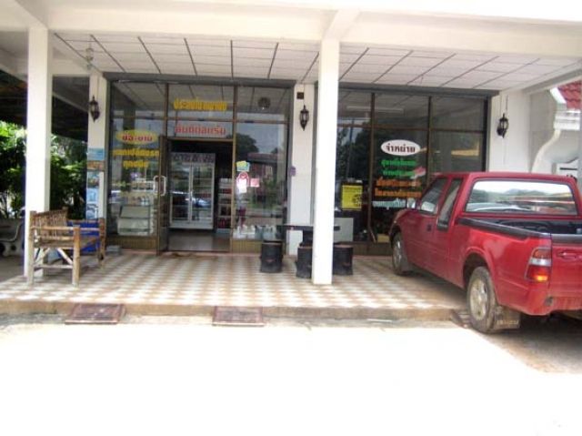 In Thailand in Surin grosses Geschäftshaus mit gemischter Nutzung zu verkaufen. - Sonstiges - Buriram / Thailand