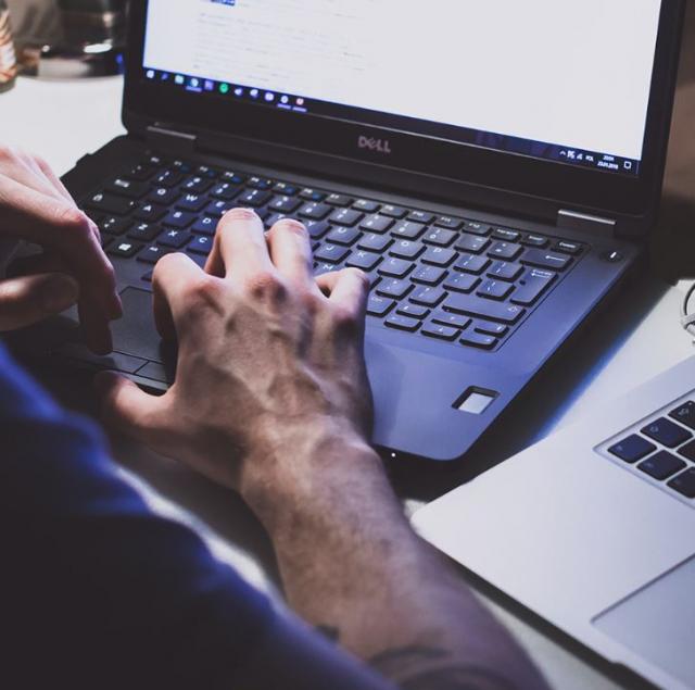 Für Privat oder Gewerbe - EDV Dienstleistungen - www.skedv.com - Edv Dienste - Rimbach