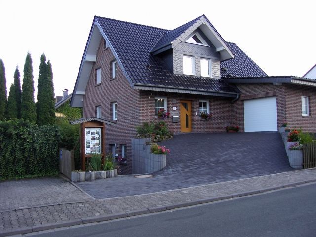 Kindermädchen und Haushaltshilfe gegen freies wohnen gesucht - Kinderbetreuung - Sauerland