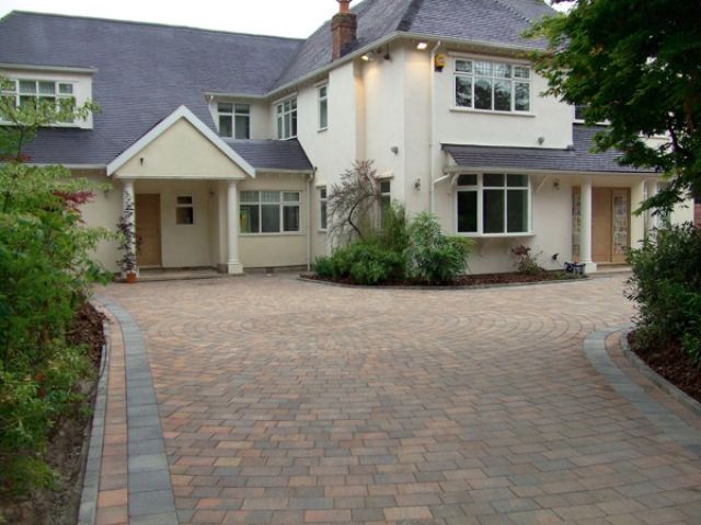 Reinigungs - Fachbetrieb für Yacht, Grundstück und Gebäude - Reinigung Fensterputzen - Hamburg