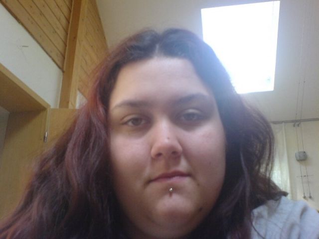 Hey wer sucht eine nette und kuschelnde und liebe babysiterrin - Kinderbetreuung - Leipzig